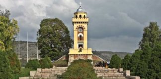 Čegarski marš: Od centra do Čegra u slavu vojvode Stevana Sinđelića Spomenik Čegar: Foto: TON