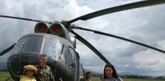 Niški mališani se družili sa vojnim pilotima Deca iz vrtića Zeka u poseti vojnog aerodroma u Medoševcu