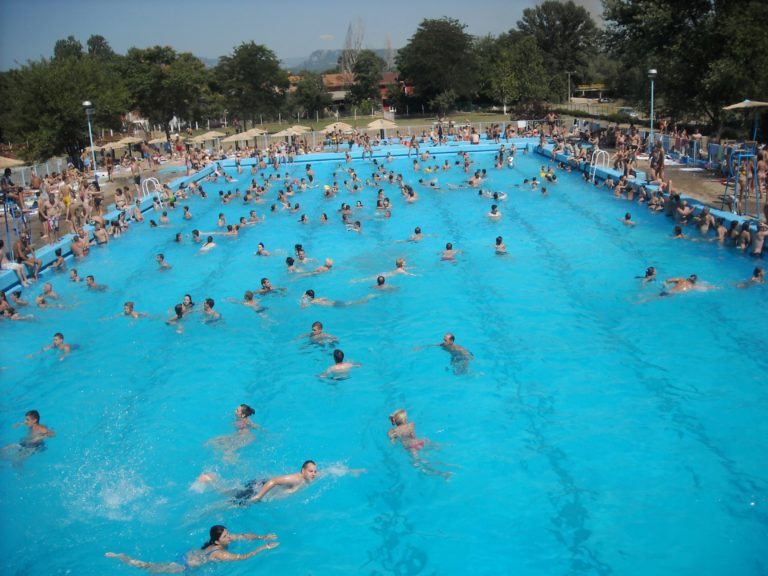 Besplatno kupanje na otvaranju Vrežinskog bazena