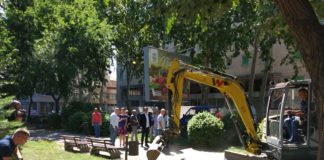 Počeli radovi na rekonstrukciji glavnog trga u Nišu: Zatvoren park na keju Počeli radovi na rekonstrukciji Trga kralja Milana; Foto: Novinari Online