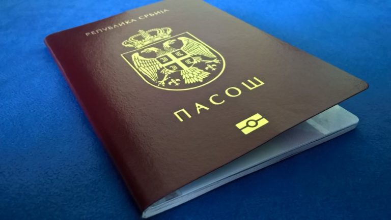 Od Nove godine maloletnici iz Srbije i Crne Gore granicu će moći da pređu samo uz pasoš ili ličnu kartu