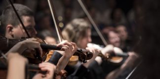 Fantazija na javi u Nišu sa Šopenom i Dvoržakom Premijerni koncert NSO - "Fantazija na javi"