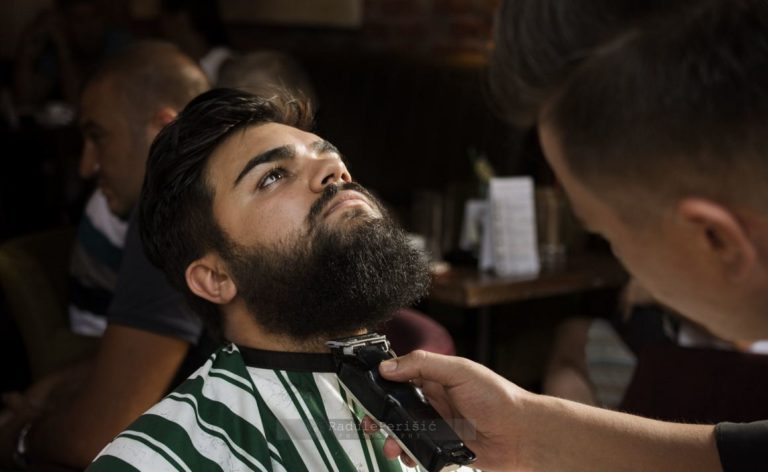 Brkovi su In: Humanitarno takmičenje za izbor naj brkova i naj brade u Nišu