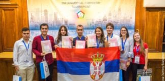Srebro za učenike iz Srbije na internacionalnom turniru iz hemije u Moskvi Učenici iz Srbije osvojili srebro na Međunarodnom hemijskom turniru u Moskvi