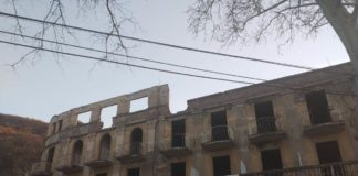 Hotel „Srbija“ u Niškoj Banji dobio novog vlasnika: Ruševina napokon postaje hotel sa 5 zvezdica Hotel “Srbija” prodat firmi “Twinel”