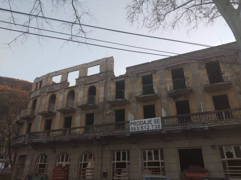 Hotel „Srbija“ u Niškoj Banji dobio novog vlasnika: Ruševina napokon postaje hotel sa 5 zvezdica