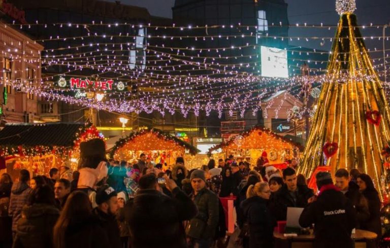 Počeo novogodišnji bazar u Nišu: Niš u srcu – BazArt