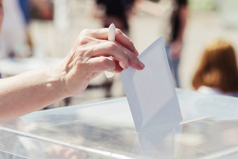 Izbori: Više od 6,5 miliona građana na biračkom spisku, proglašena 21 lista