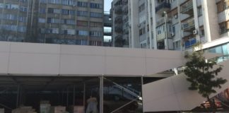Do marta gotova montažna garaža iza Narodnog pozorišta Garaža kod Sinđelićevog trga; Novinari Online