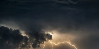 Iznad Srbije ispaljeno 900 raketa: U okolini Niša 89 protivgradnih raketa spasilo letinu Nevreme