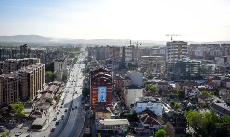 Skoro polovina građana Srbije smatra da je Kosovo „izgubljeno“