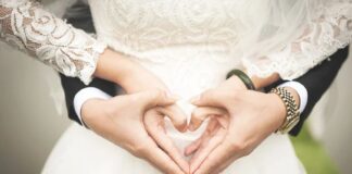 Sve za ljubav: Venčali na granici zbog korone mladenci