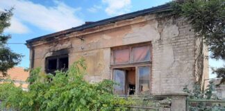 Vatrogasci ugasili požar a onda pronašli ugljenisano telo Kuća u Ulici Ivana Milutinovića; Foto: Novinari Online