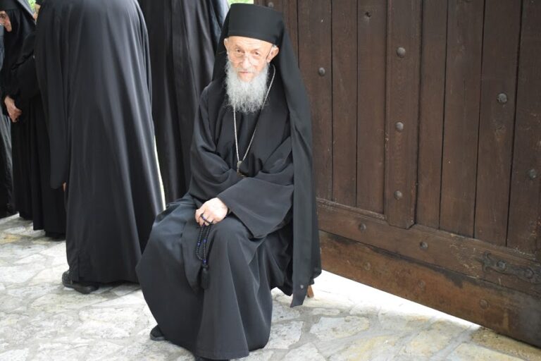 Zbog oca Dionisija Manastir u Lipovcu poznat u svetu