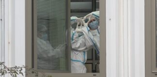 Apel lekara: Ne lečite se sami, Covid 19 je teška bolest